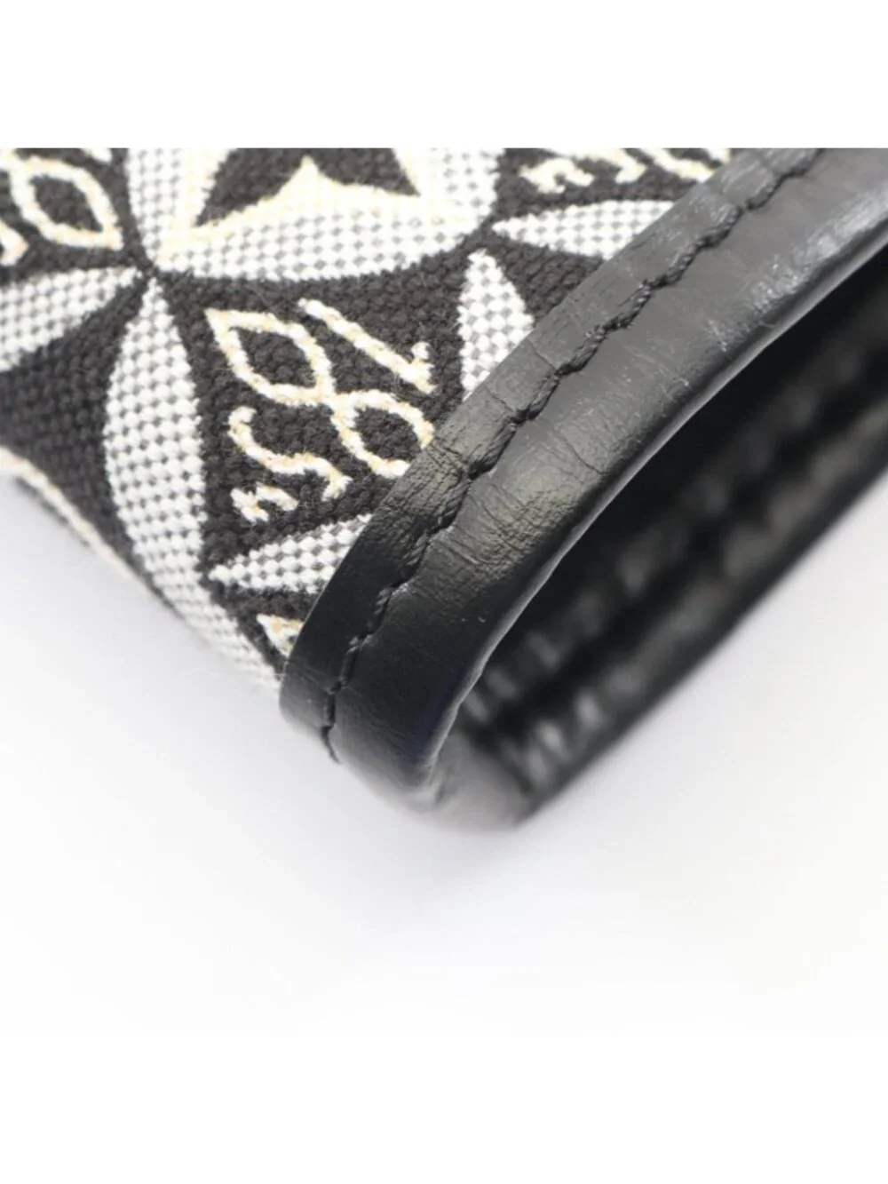 Louis Vuitton Tote Neverfull MM Monogram Jacquard Noir Canvas Leather